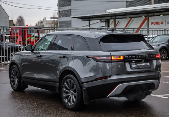 Подержанный автомобиль Land Rover Range Rover Velar 2019 года (8 фото)