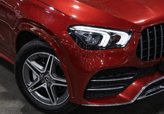 Подержанный автомобиль Mercedes-Benz GLE 2021 года (7 фото)