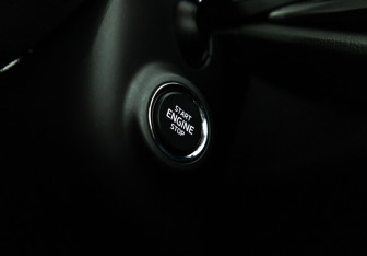 Подержанный автомобиль Skoda Octavia Liftback 2021 года (17 фото)