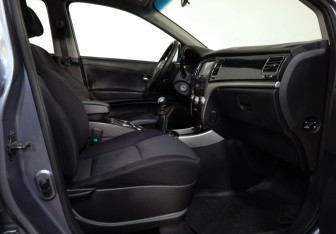 Подержанный автомобиль SsangYong Actyon 2013 года (21 фото)