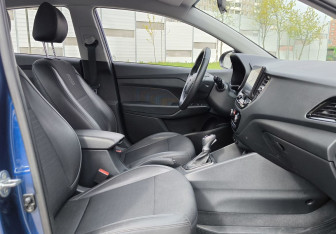 Подержанный автомобиль Hyundai Solaris Sedan 2022 года (8 фото)
