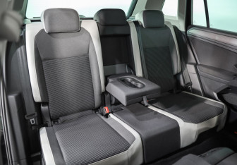 Подержанный автомобиль Volkswagen Tiguan 2019 года (23 фото)