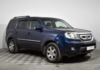 Подержанный автомобиль Honda Pilot 2008 года (3 фото)