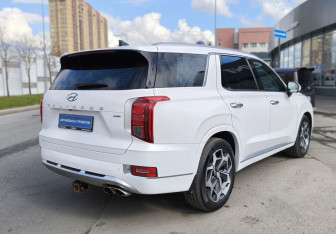 Подержанный автомобиль Hyundai Palisade 2020 года (4 фото)