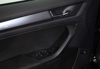 Подержанный автомобиль Skoda Kodiaq 2020 года (18 фото)