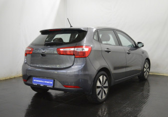 Подержанный автомобиль Kia Rio Hatchback 2014 года (5 фото)