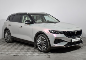 Подержанный автомобиль Voyah Free 2023 года (3 фото)