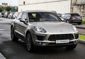 Подержанный автомобиль Porsche Macan 2017 года (5 фото)