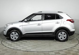 Подержанный автомобиль Hyundai Creta 2021 года (8 фото)
