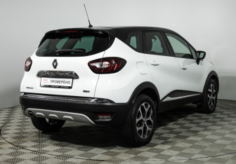 Подержанный автомобиль Renault Kaptur 2017 года (5 фото)
