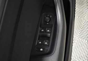 Подержанный автомобиль Volkswagen Passat Sedan 2020 года (15 фото)