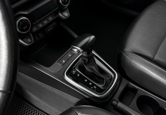 Подержанный автомобиль Kia Rio Sedan 2020 года (11 фото)