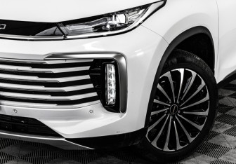Подержанный автомобиль Exeed TXL 2023 года (2 фото)