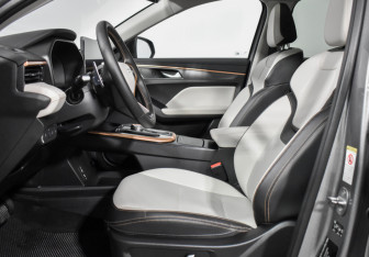 Подержанный автомобиль Haval Jolion 2024 года (11 фото)