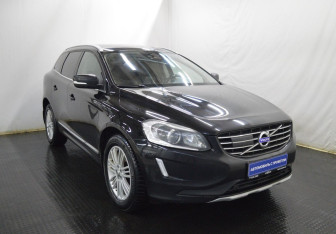 Подержанный автомобиль Volvo XC60 2015 года (3 фото)
