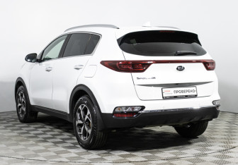 Подержанный автомобиль Kia Sportage 2021 года (7 фото)