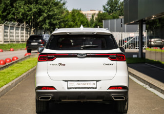 Подержанный автомобиль Chery Tiggo 7 Pro 2022 года (7 фото)