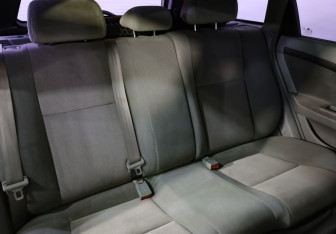 Подержанный автомобиль Chevrolet Lacetti Wagon 2007 года (21 фото)
