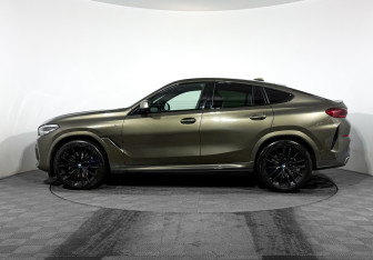 Подержанный автомобиль BMW X6 2020 года (8 фото)