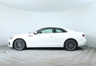 Подержанный автомобиль Audi A5 Coupe 2017 года (9 фото)