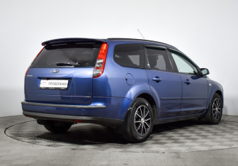 Подержанный автомобиль Ford Focus Wagon 2006 года (5 фото)