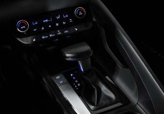 Подержанный автомобиль Hyundai Elantra Sedan 2021 года (11 фото)