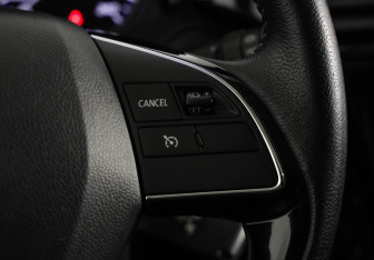 Подержанный автомобиль Mitsubishi Outlander 2018 года (13 фото)