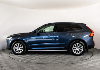 Подержанный автомобиль Volvo XC60 2021 года (8 фото)
