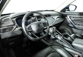 Подержанный автомобиль Geely Atlas Pro 2022 года (11 фото)