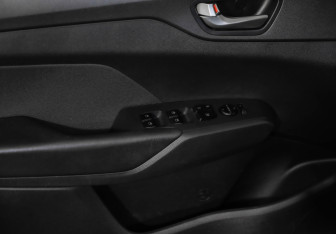 Подержанный автомобиль Hyundai Solaris Sedan 2018 года (20 фото)