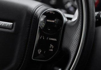 Подержанный автомобиль Land Rover Range Rover Sport 2021 года (15 фото)