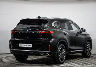 Подержанный автомобиль Exeed TXL 2022 года (5 фото)