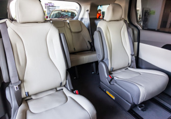 Новый Kia Carnival 2023 (8 фото)