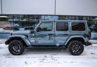 Подержанный автомобиль Jeep Wrangler 2023 года (7 фото)
