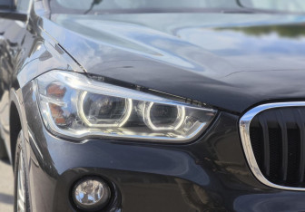 Подержанный автомобиль BMW X1 2017 года (9 фото)