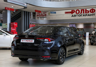 Новый Toyota Corolla Sedan 2026 (5 фото)