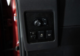 Подержанный автомобиль Nissan Qashqai+2 2011 года (16 фото)