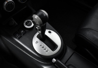 Подержанный автомобиль Nissan X-Trail 2007 года (11 фото)