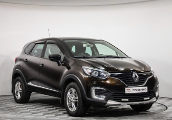 Подержанный автомобиль Renault Kaptur 2017 года (3 фото)