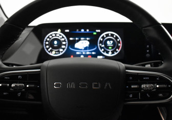 Подержанный автомобиль Omoda C5 2023 года (18 фото)