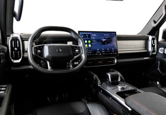 Подержанный автомобиль Jetour T2 2025 года (17 фото)