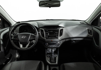 Подержанный автомобиль Hyundai Creta 2019 года (13 фото)