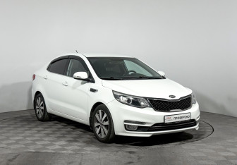 Подержанный автомобиль Kia Rio Sedan 2016 года (3 фото)