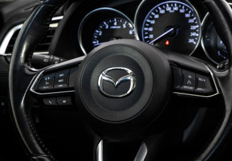 Подержанный автомобиль Mazda 6 Sedan 2016 года (11 фото)