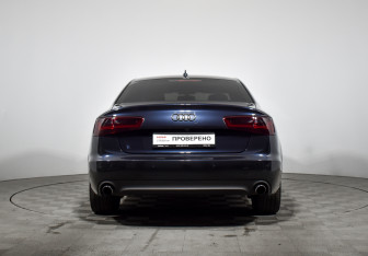 Подержанный автомобиль Audi A6 Sedan 2014 года (6 фото)