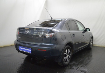 Подержанный автомобиль Mazda 3 Sedan 2008 года (5 фото)