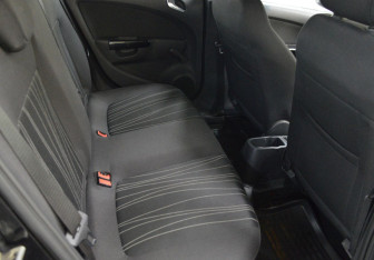 Подержанный автомобиль Opel Corsa 2010 года (12 фото)