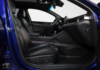 Подержанный автомобиль Kia K5 2021 года (24 фото)