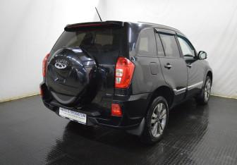 Подержанный автомобиль Chery Tiggo 3 2017 года (5 фото)