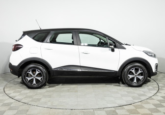 Подержанный автомобиль Renault Kaptur 2018 года (4 фото)